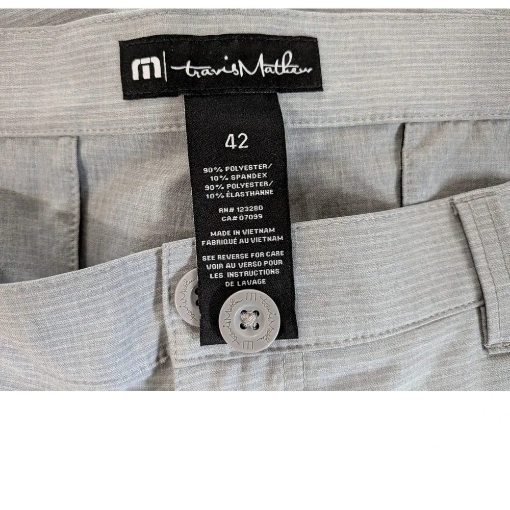 TravisMathew Beck Golf Shorts Mens 42 Grey Micro Stripe Stretch 1MW397